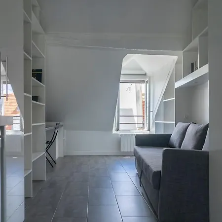 Apartment Sous Les Toits De *